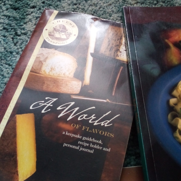 5 Kitchen Books - Picture 3 of 6